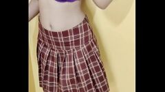 Reproduzir Garota da escola curvilínea tem orgasmo real com namorado