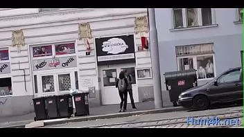 Redare Miere prodigioasă brunetă ajunge la un orgasm mare