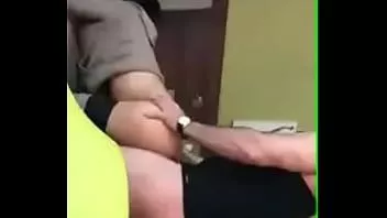Oynat Yolculuğumda bir Rus kızı becermek zorunda kaldım