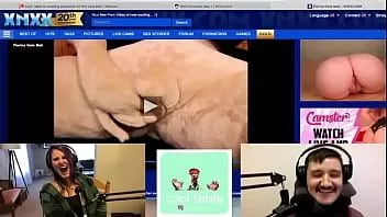 再生 パペットポルノで大笑いしたので、ポッドキャストを終了しなければなりませんでした