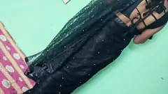 play 印度荡妇妻子的强烈自制口交与大公鸡