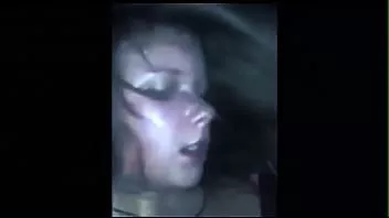 Reproducir Su larga polla se siente tan dulce dentro de mi bonita boca, casera real