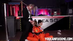 Redare Hardcore freeuse cu petite Teenie Nicole Aria și Leda Lotharia cu Clarke Kent