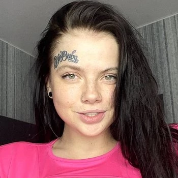 अभिनेता Natalia Polyakova