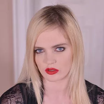 Star du porno Carly Rae Summers